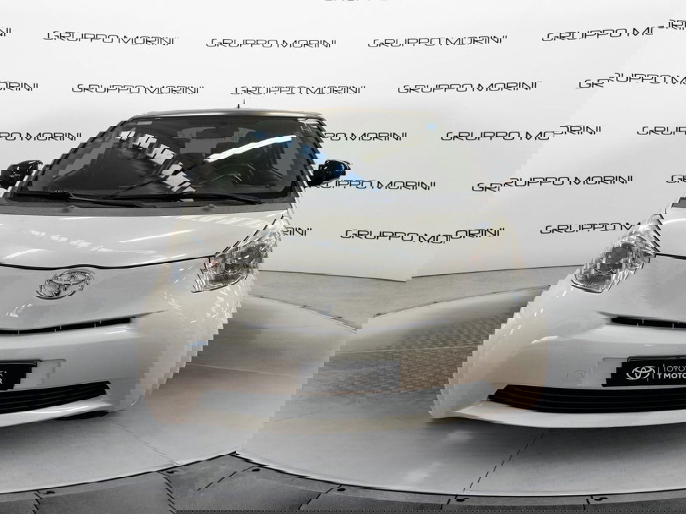 Toyota iQ usata a Bologna (6)