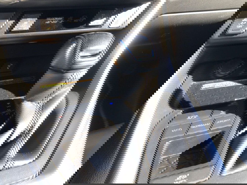 Toyota Rav4 usata a Modena (13)