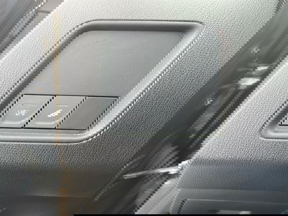 Dacia Duster usata a Bologna (20)