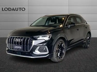 Audi Q3 35 TDI quattro S tronic Business del 2022 usata a Bergamo