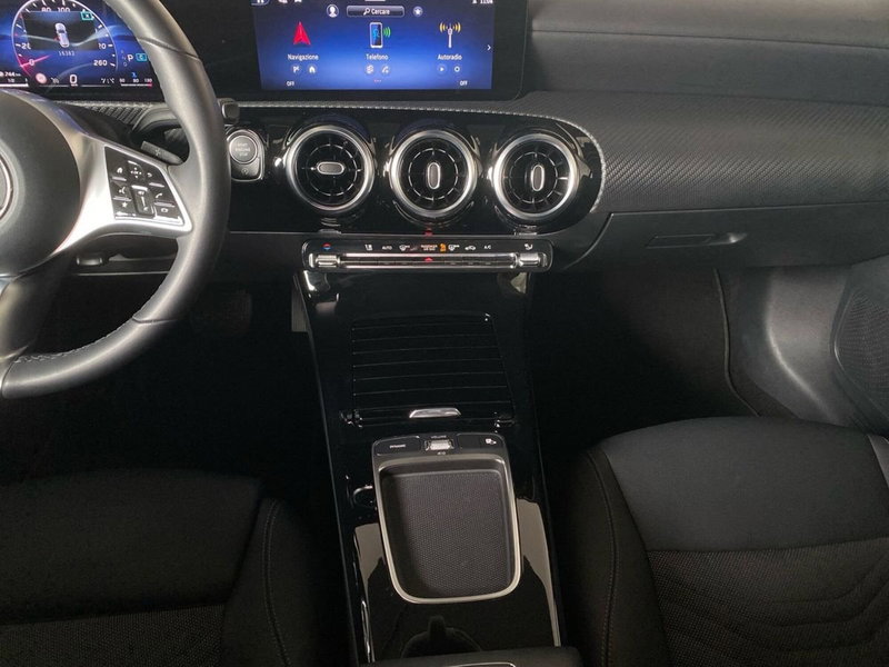 Mercedes-Benz CLA Shooting Brake usata a Bergamo (10)