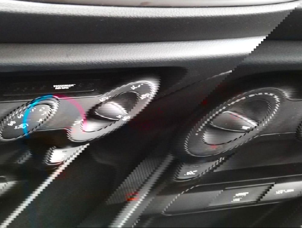 Kia Picanto usata a Como (13)