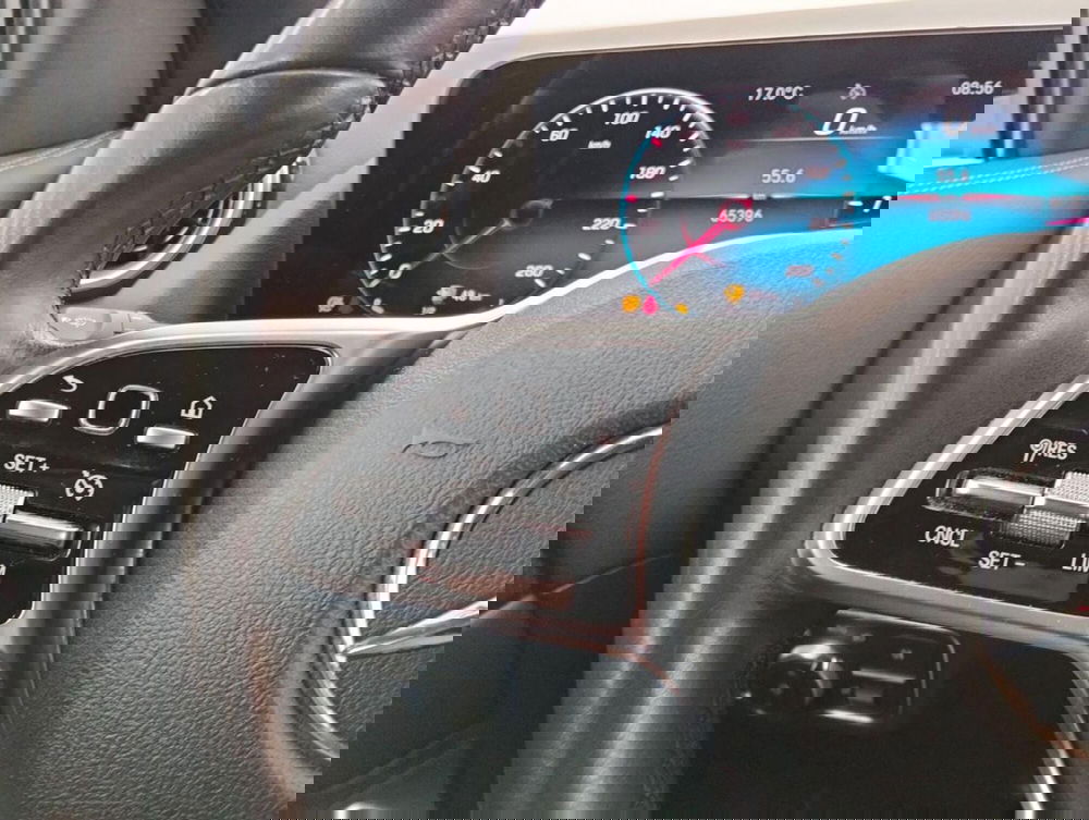 Mercedes-Benz GLA SUV usata a Como (11)