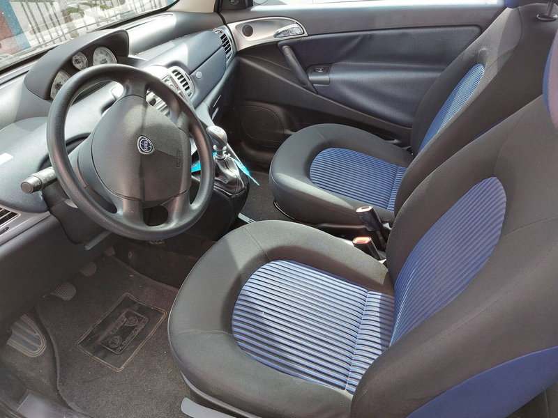 Lancia Ypsilon usata a Imperia (3)