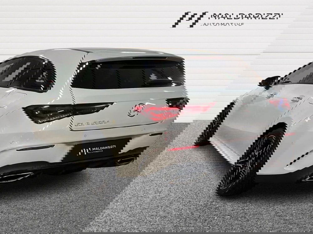 Mercedes-Benz CLA Shooting Brake usata a Bari (4)