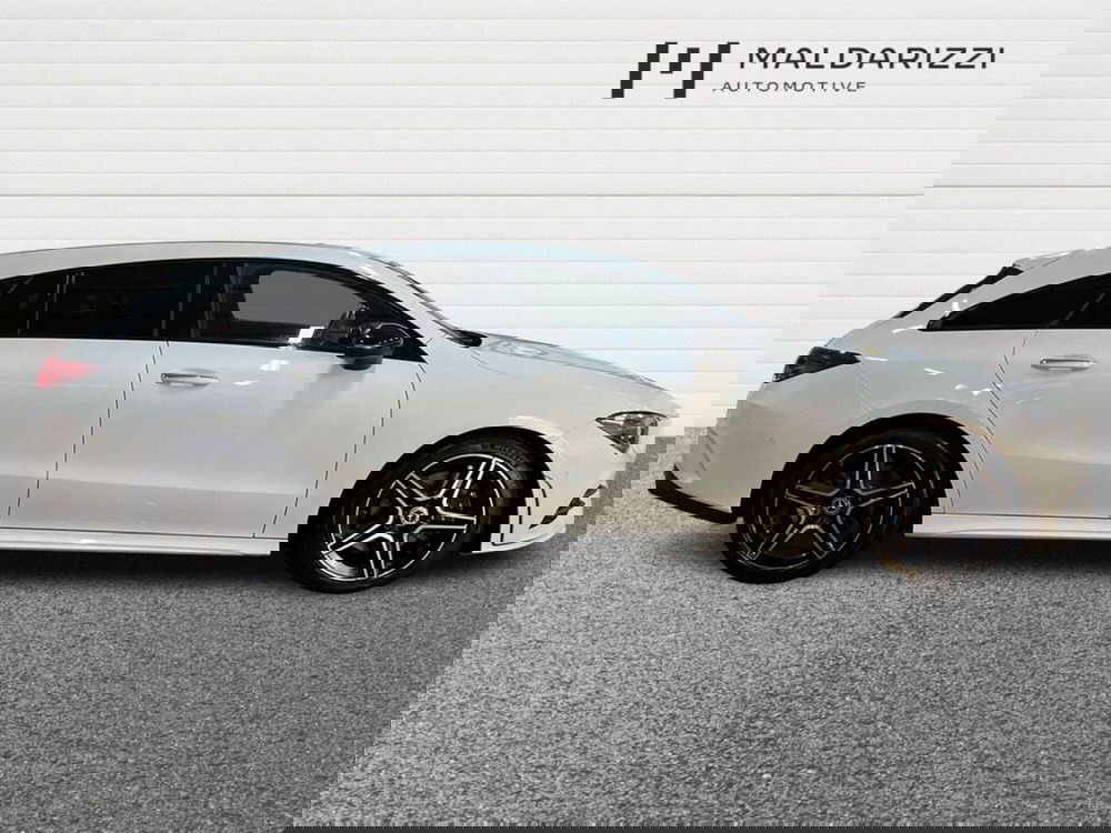 Mercedes-Benz CLA Shooting Brake usata a Bari (5)