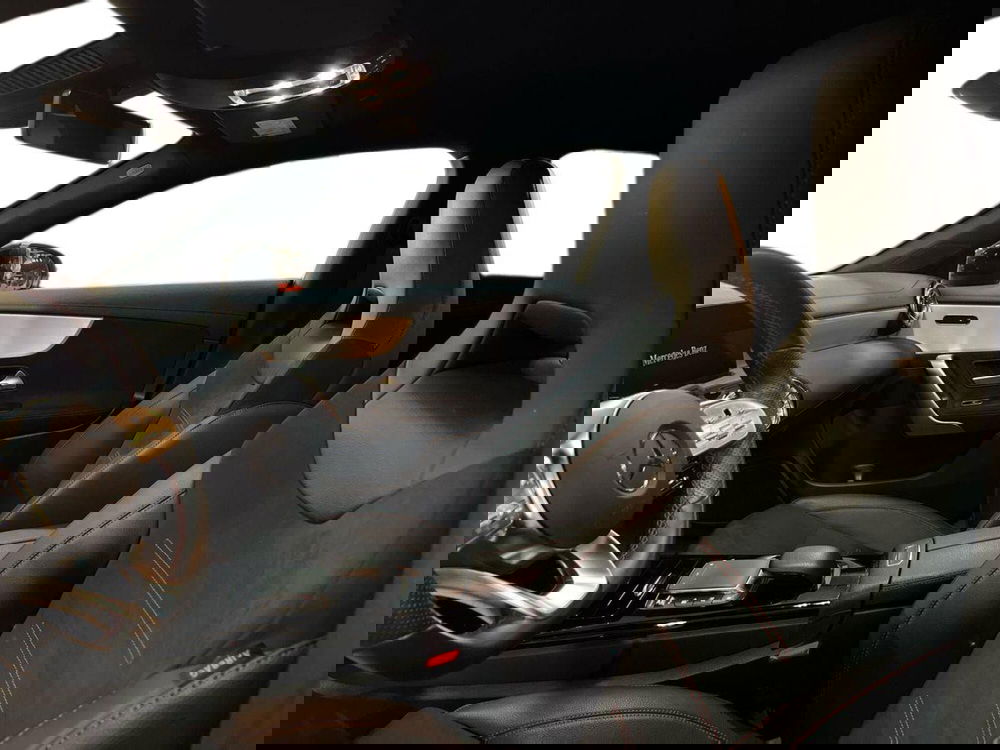 Mercedes-Benz CLA Shooting Brake usata a Bari (7)