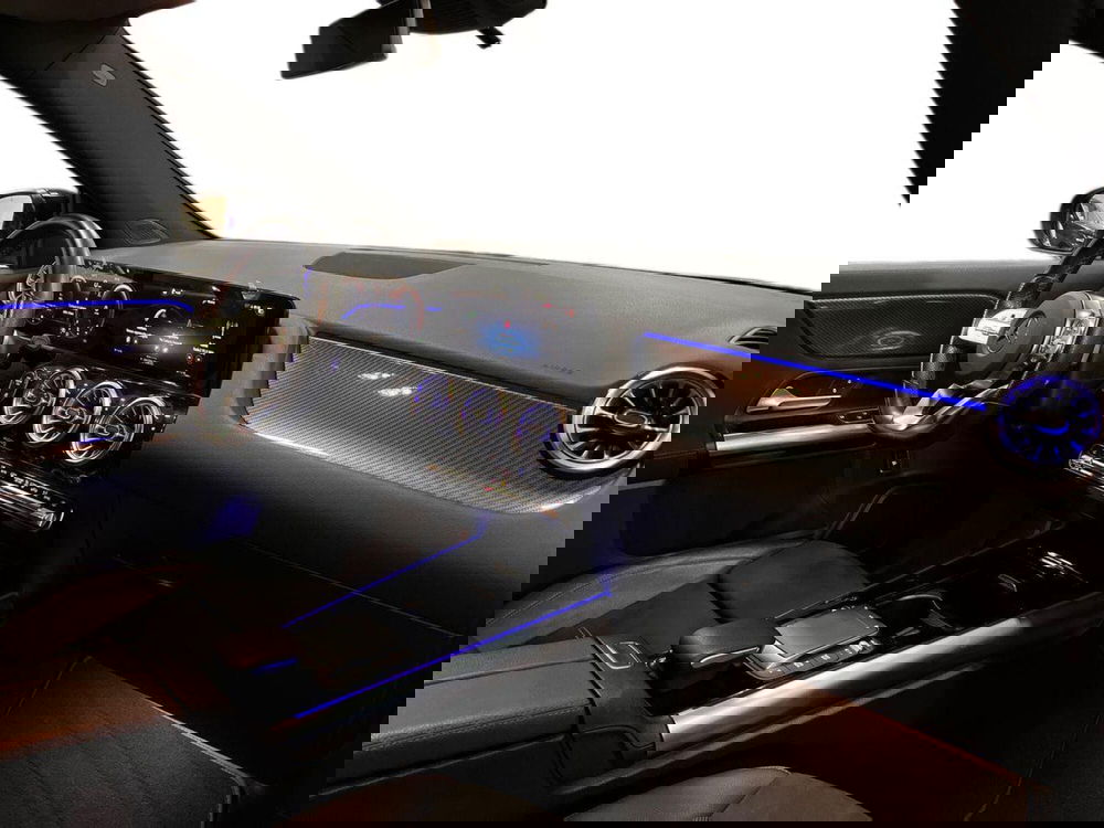 Mercedes-Benz GLA SUV usata a Bari (9)