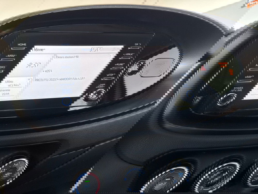 Toyota Aygo X usata a Ferrara (11)