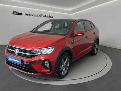 Volkswagen Taigo 1.0 TSI 110 CV DSG R-Line del 2023 usata a Roma