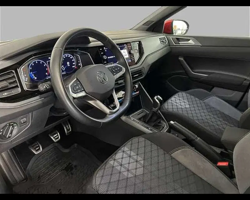 Volkswagen Taigo usata a Roma (10)