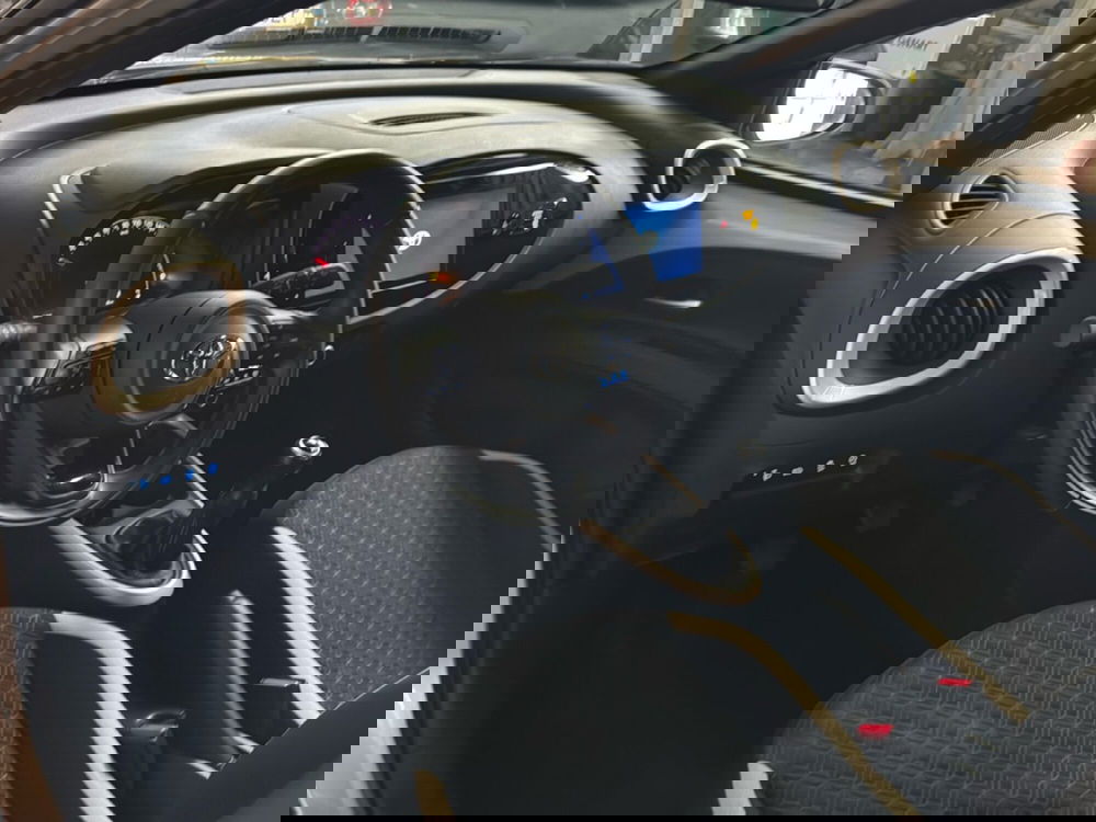 Toyota Aygo X usata a Ferrara (10)