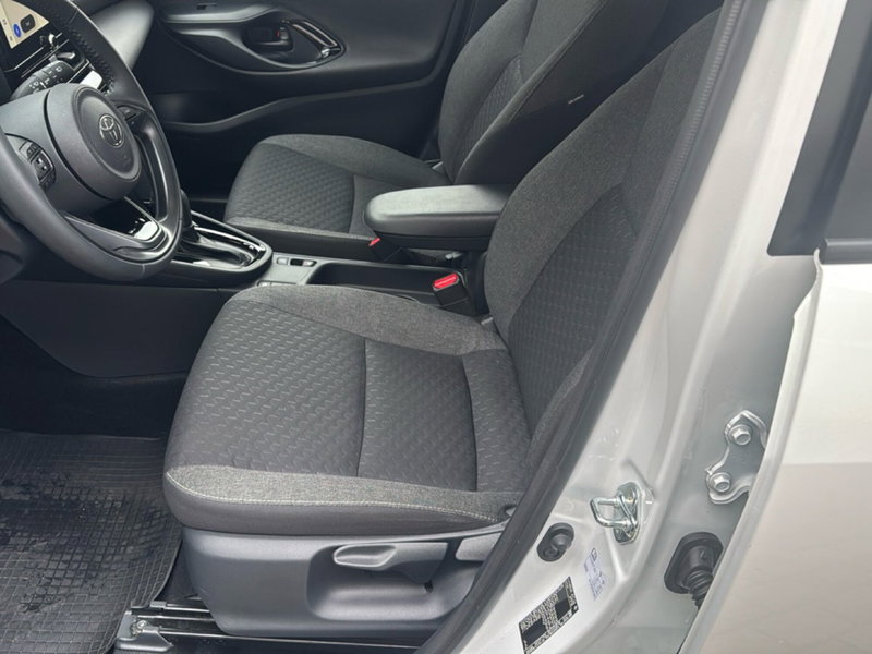 Toyota Yaris Cross usata a Ferrara (11)