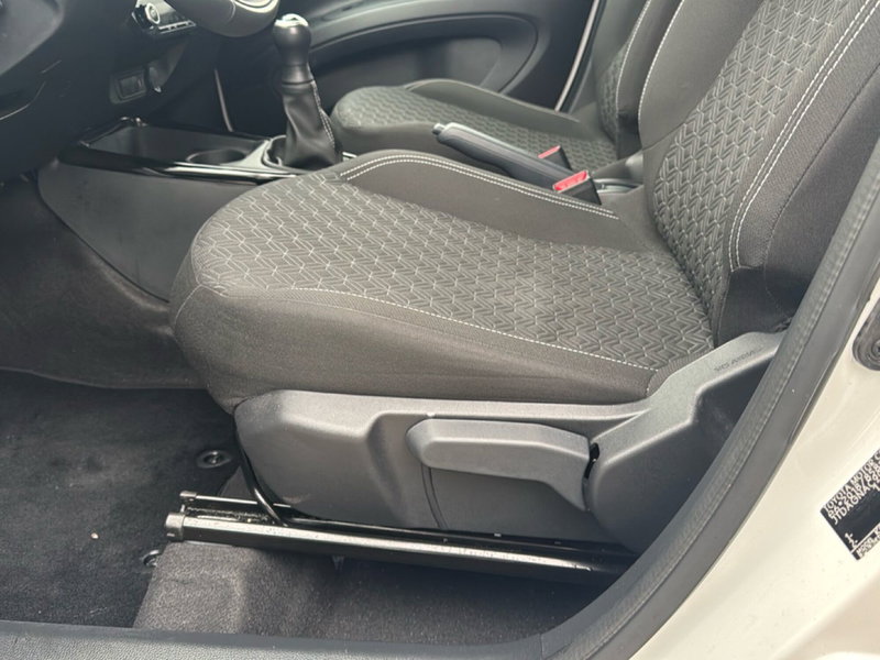 Toyota Aygo X usata a Ferrara (9)