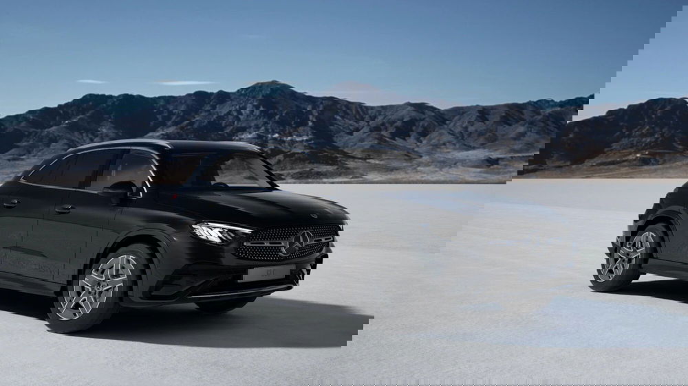 Mercedes-Benz GLC SUV nuova a Chieti (3)