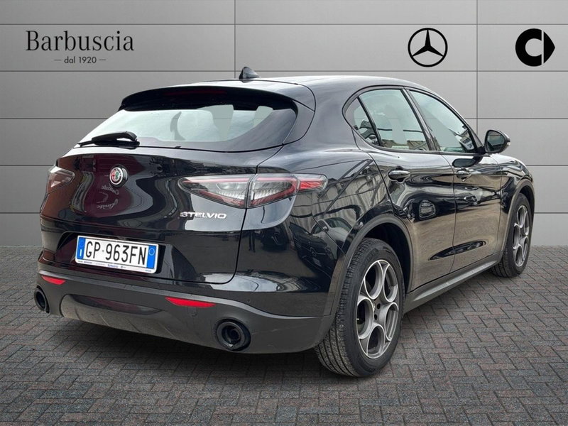 Alfa Romeo Stelvio usata a Pescara (3)
