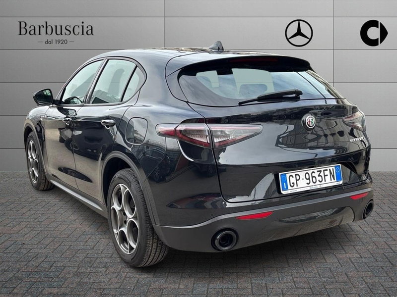Alfa Romeo Stelvio usata a Pescara (4)