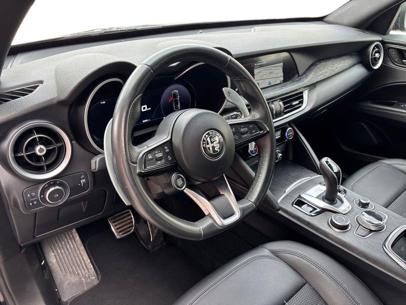 Alfa Romeo Stelvio usata a Pescara (8)