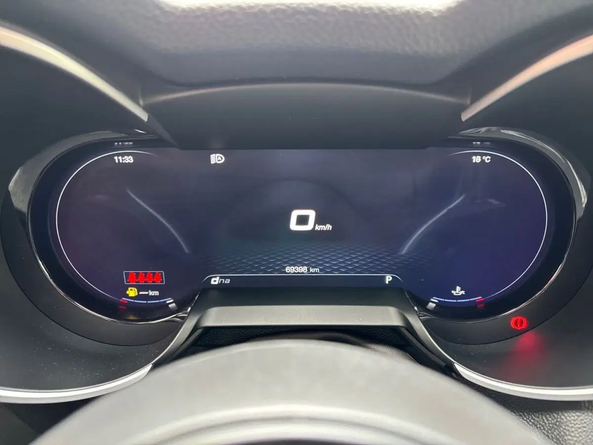 Alfa Romeo Stelvio usata a Pescara (9)