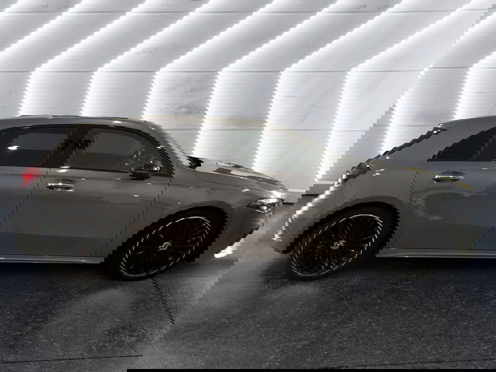 Mercedes-Benz Classe A usata a Napoli (4)