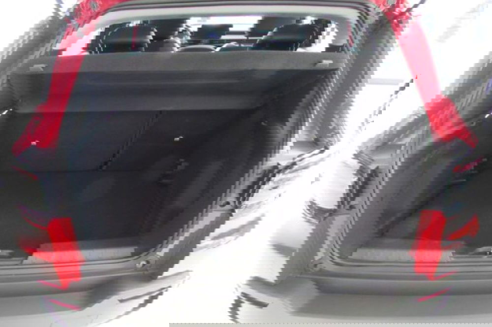 Jeep Avenger usata a Milano (14)