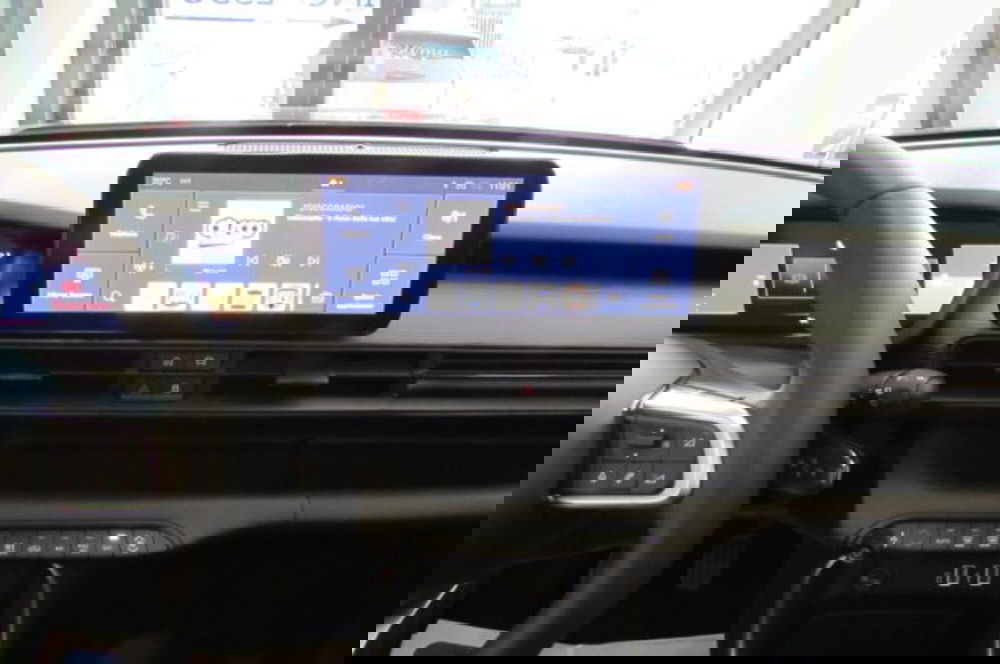 Jeep Avenger usata a Milano (8)