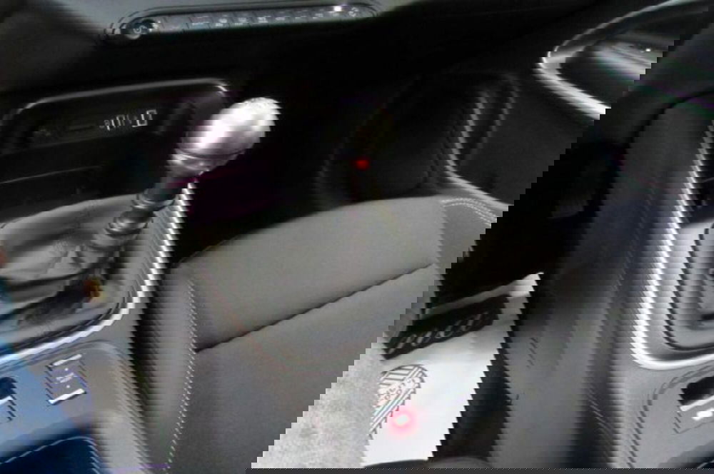 Jeep Avenger usata a Milano (11)