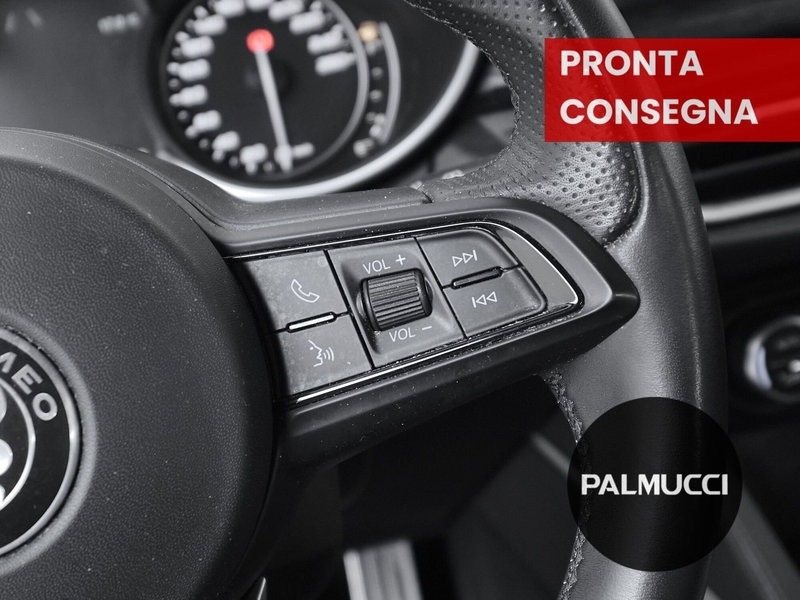 Alfa Romeo Stelvio usata a Prato (7)