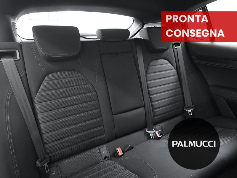 Alfa Romeo Stelvio usata a Prato (8)