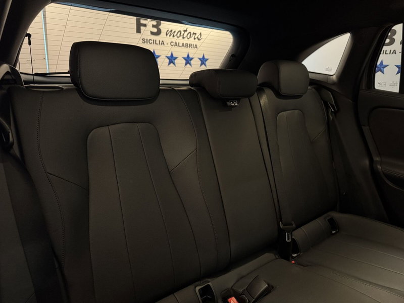 Mercedes-Benz GLA SUV nuova a Messina (10)
