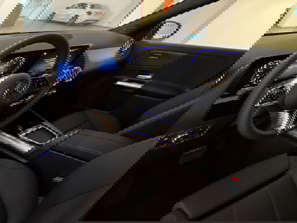 Mercedes-Benz GLA SUV nuova a Messina (7)