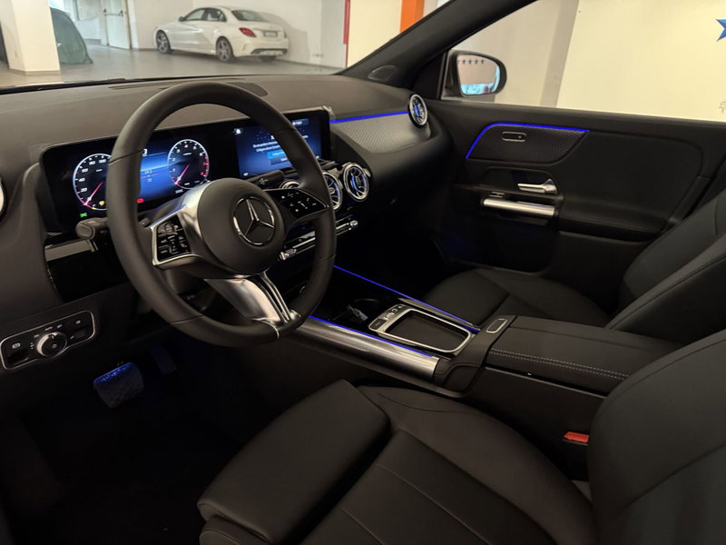 Mercedes-Benz GLA SUV nuova a Messina (7)
