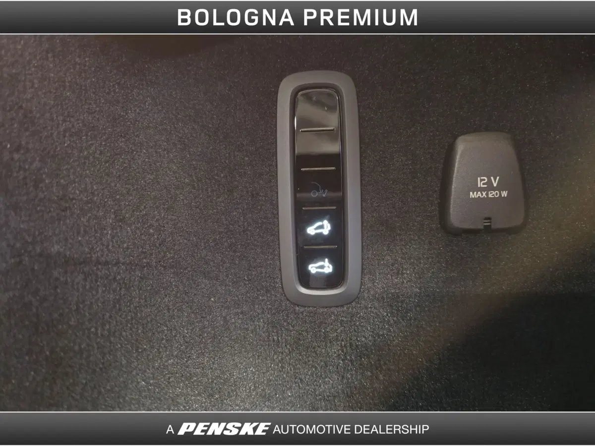 Volvo ES90 nuova a Bologna (12)