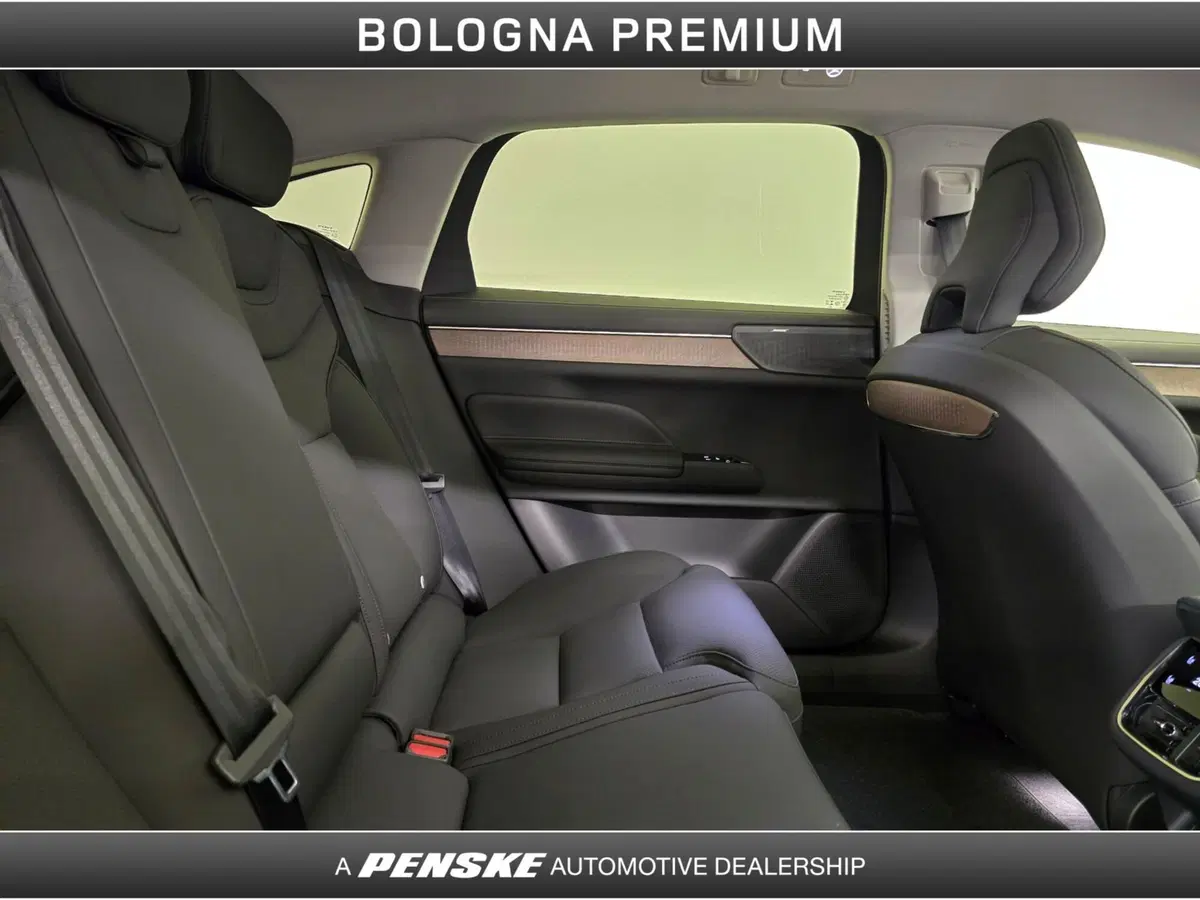 Volvo ES90 nuova a Bologna (5)