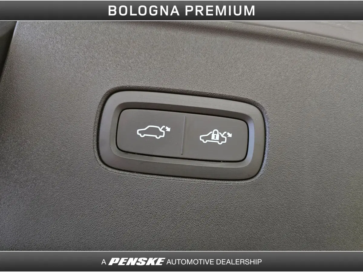 Volvo EX90 nuova a Bologna (13)