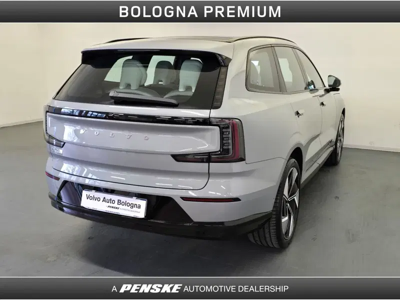 Volvo EX90 nuova a Bologna (2)