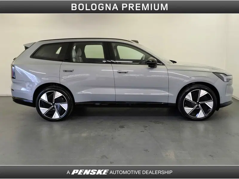 Volvo EX90 nuova a Bologna (6)