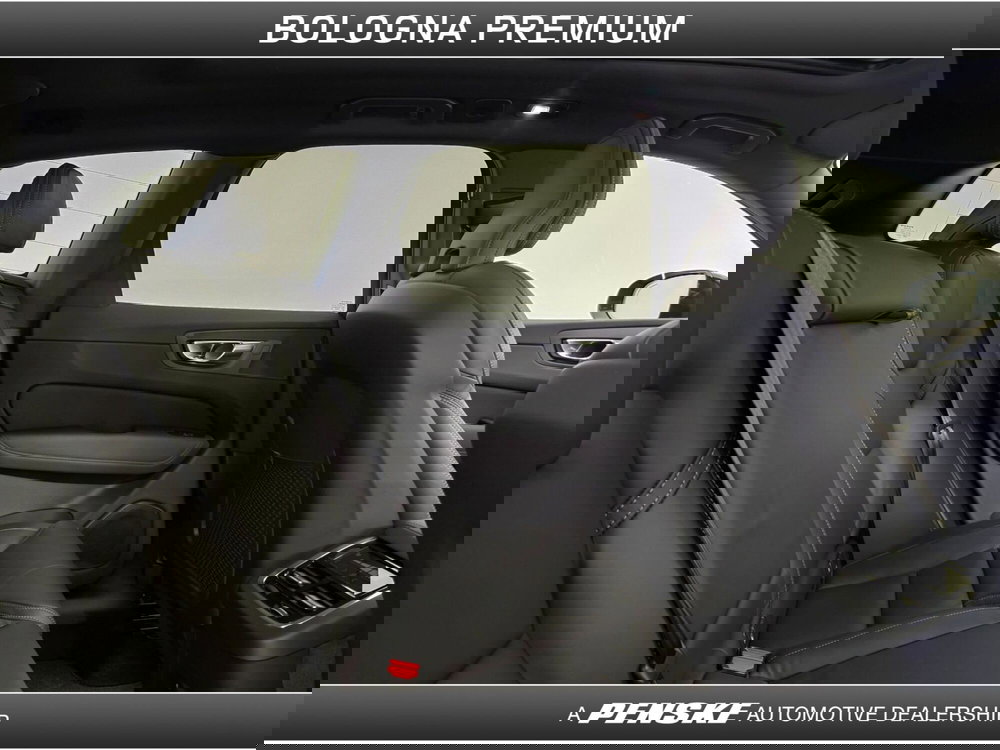 Volvo XC60 nuova a Bologna (5)