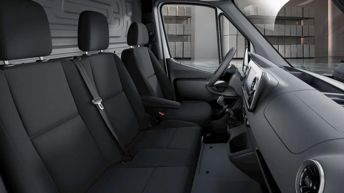 Mercedes-Benz Sprinter nuova a Milano (6)
