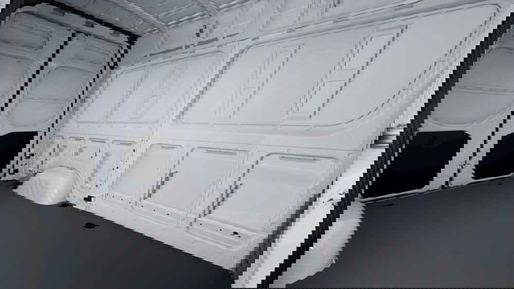 Mercedes-Benz Sprinter nuova a Milano (9)