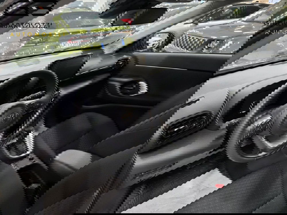 Toyota Yaris Cross usata a Prato (8)