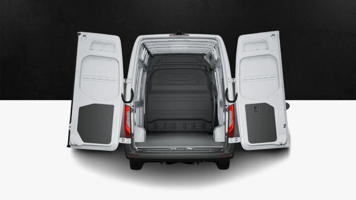 Mercedes-Benz Sprinter nuova a Milano (4)
