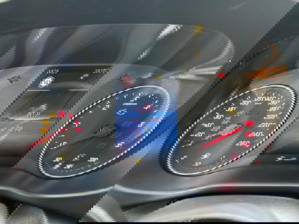 Mercedes-Benz Sprinter nuova a Milano (13)