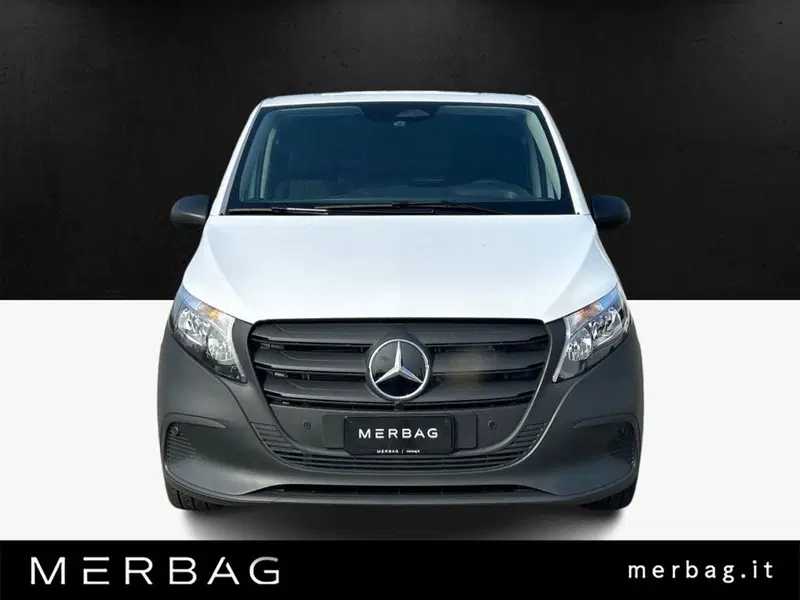 Mercedes-Benz Sprinter nuova a Milano (3)