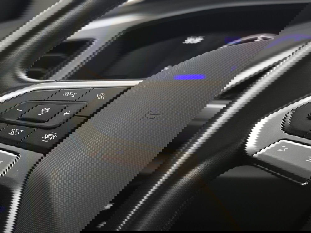 Volkswagen T-Roc usata a Alessandria (15)