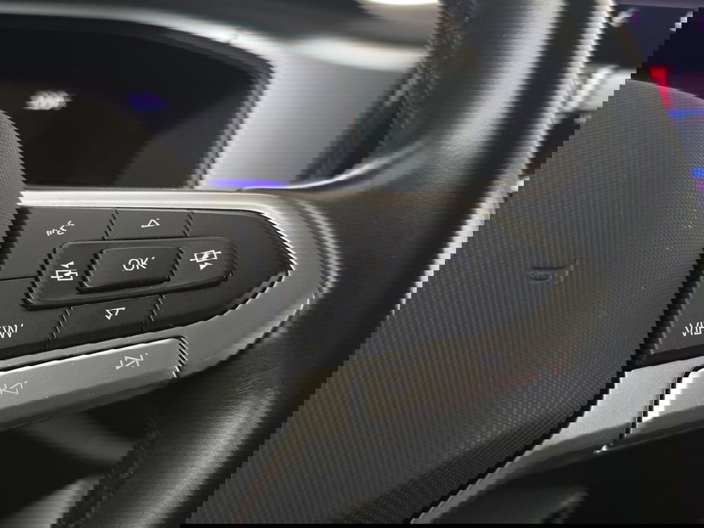 Volkswagen T-Roc usata a Alessandria (16)