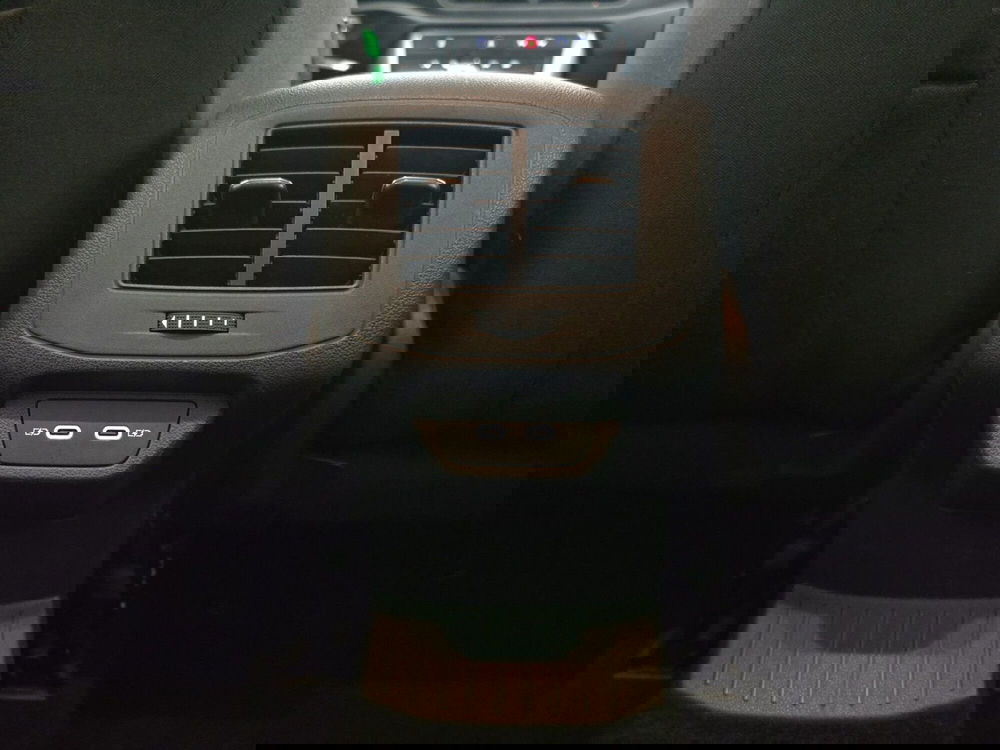 Volkswagen T-Roc usata a Alessandria (17)