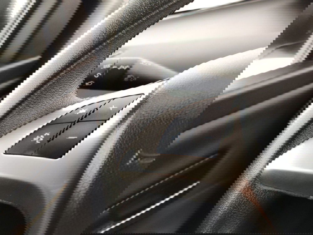 Lancia Ypsilon usata a La Spezia (15)