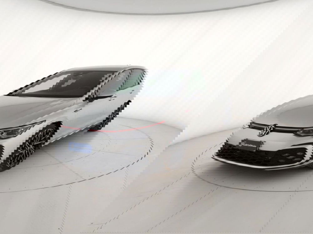 Volkswagen Golf usata a Massa-Carrara