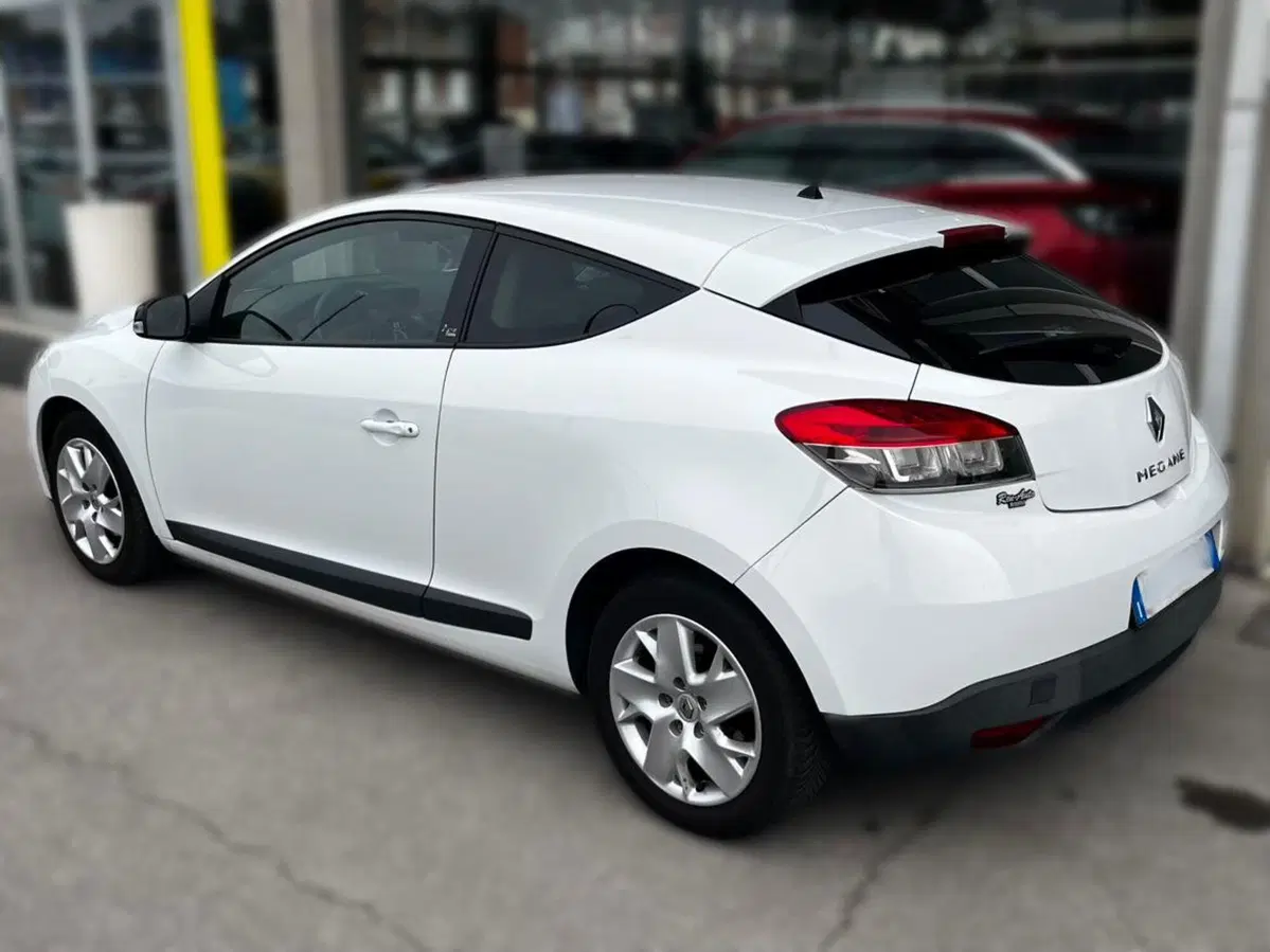 Renault Mégane Coupé usata a Rimini (4)